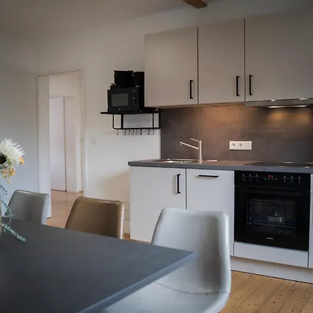 Junik * Oberhausen (North Rhine-Westphalia)