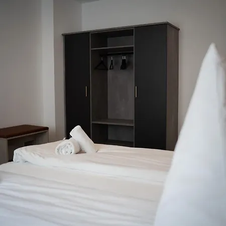 Junik Oberhausen Apartment *
