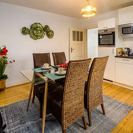 Junik Oberhausen Apartment *