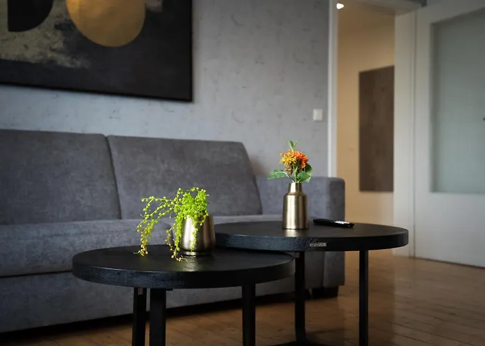 Junik * أوبيرهاوزين